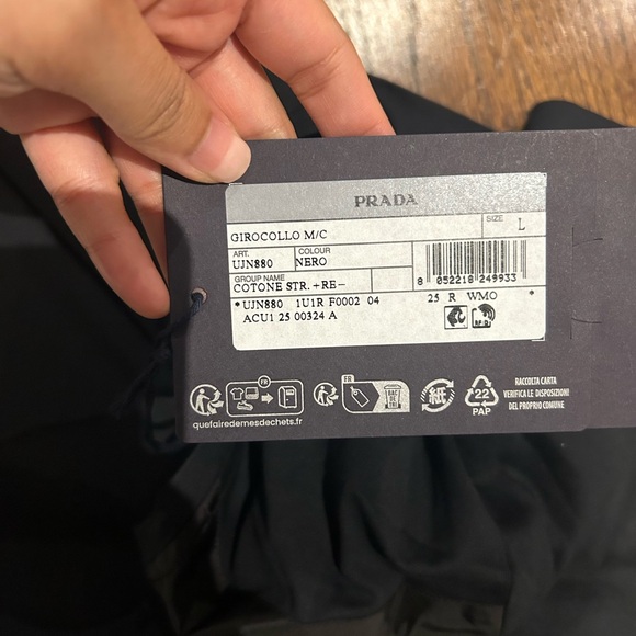 Authentic Prada Men T shirt black size Large - Picture 4 of 6